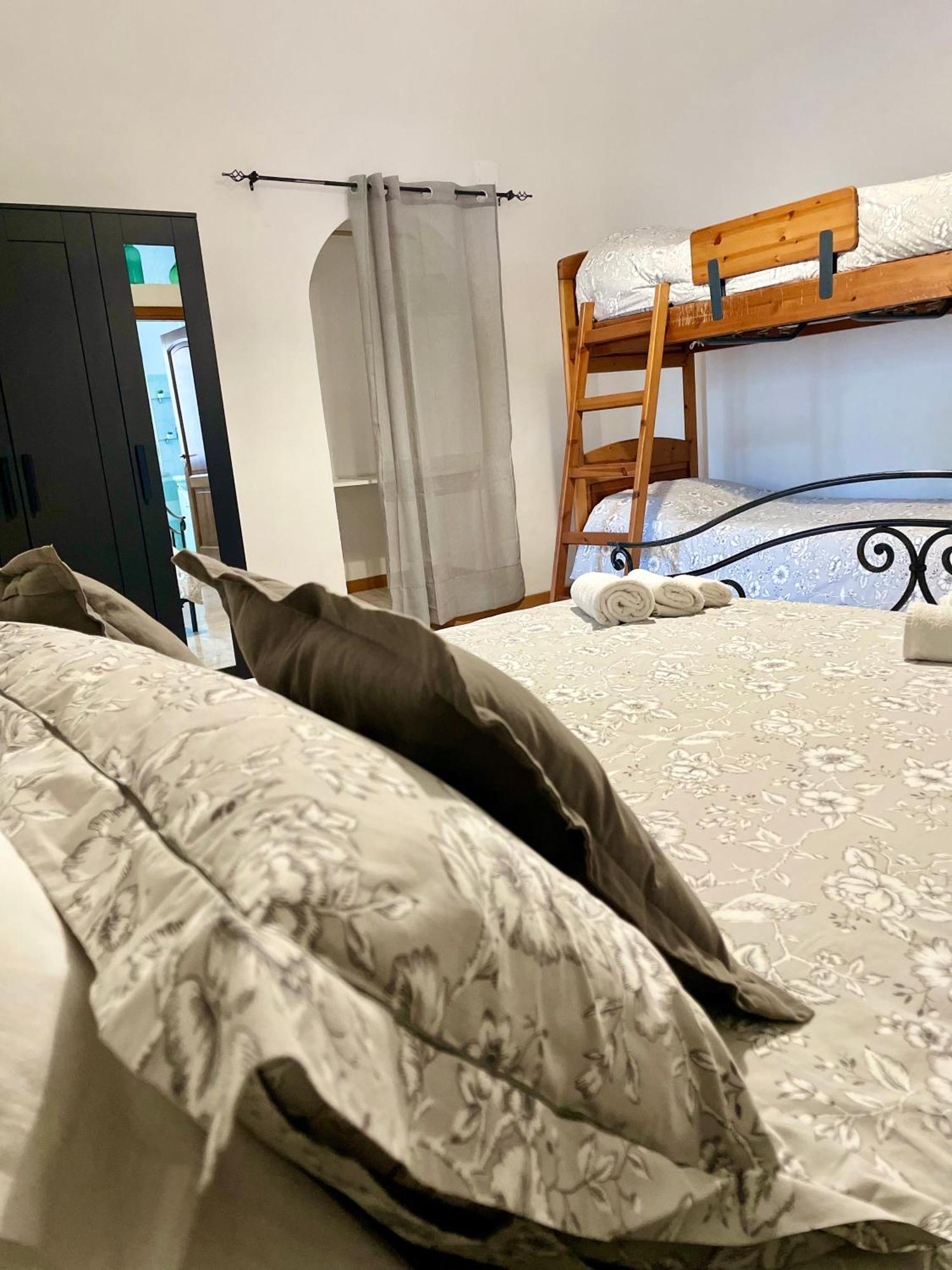 Mena Holiday House Villa ซานตาเญลโล ภายนอก รูปภาพ